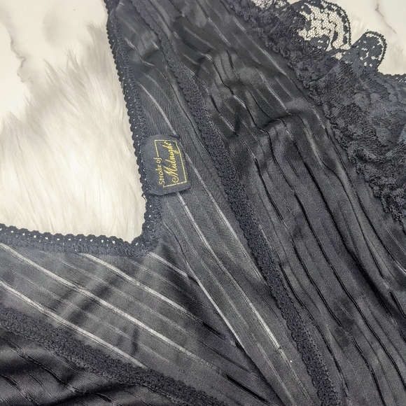 Vintage Stroke of Midnight Black Chemise Size Large - Picture 2 of 4